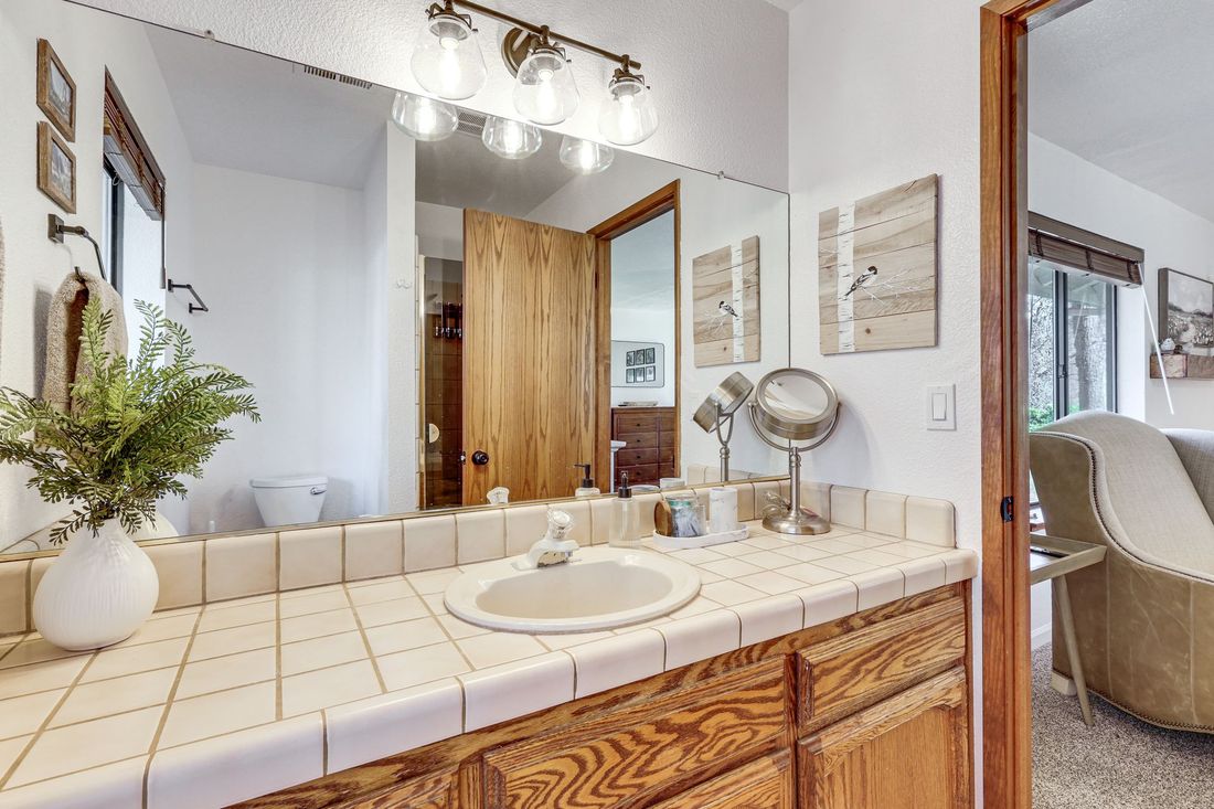 Full bathroom