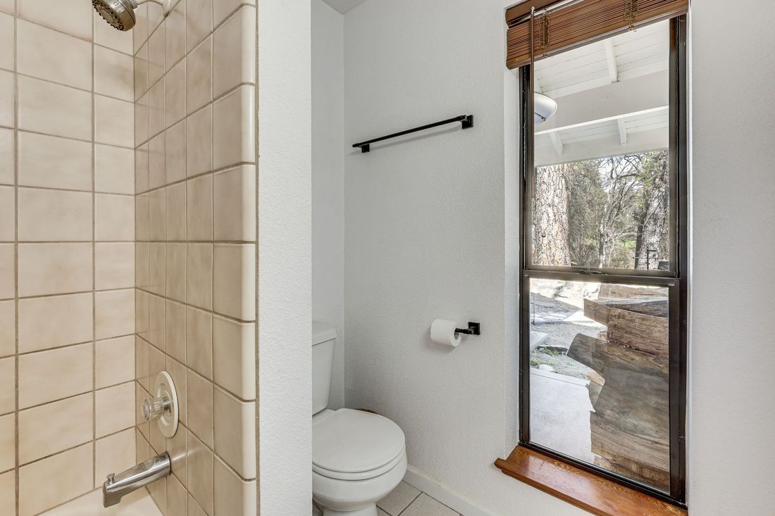 Full bathroom